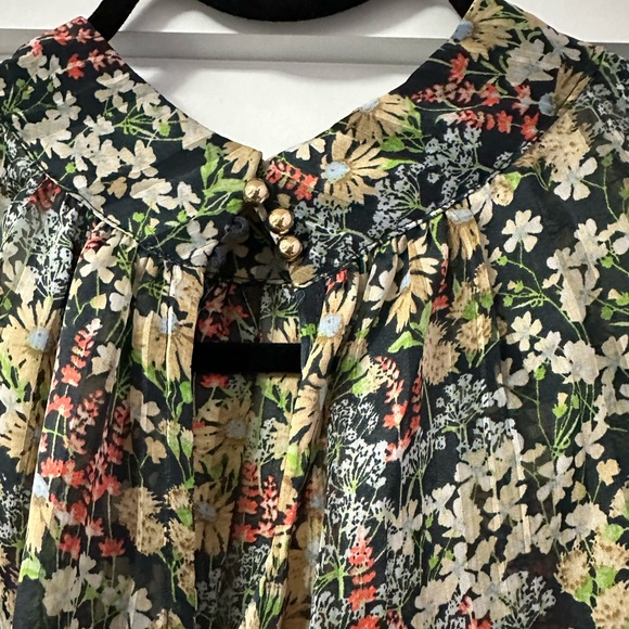 H&M mock neck patterned blouse - Picture 3 of 5